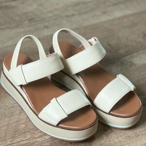 Platform Sandals Caslon